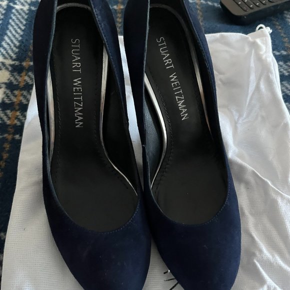 Stuart Weitzman Navy Heels - Picture 3 of 4